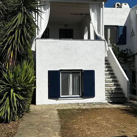 Greek White House * トロニ