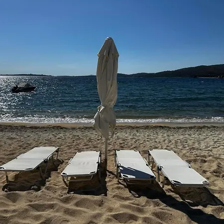 Hébergement de vacances Greek White House Toroni