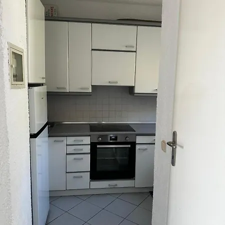 Дом отдыха Greek White House